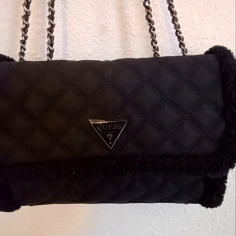 Brand new GUESS purse 👛